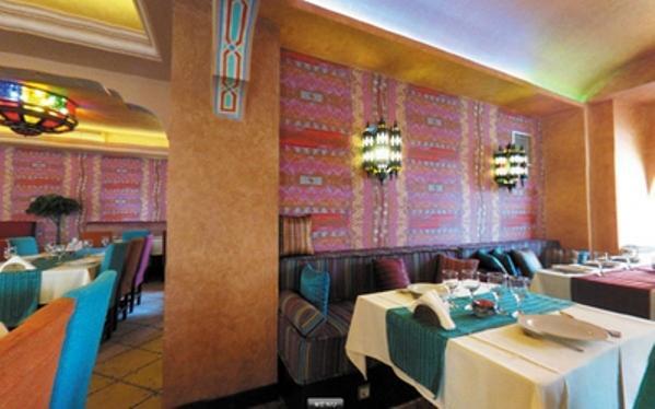 Hotel Piccolo Mondo Bucharest Luaran gambar