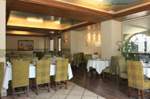 Hotel Piccolo Mondo Bucharest Restoran gambar